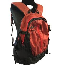 Wildcraft Cara 23 Backpack Red Black Outdoor Daypack Trail Hiking S/M 19x16x6